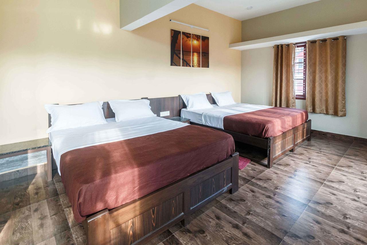 Karkera Comforts Hotel Madikeri Bagian luar foto
