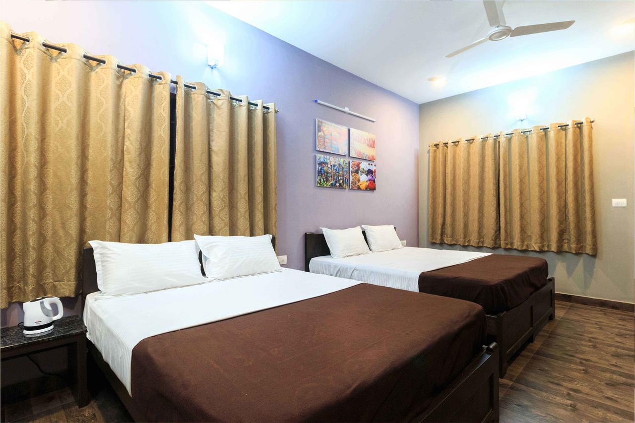 Karkera Comforts Hotel Madikeri Bagian luar foto