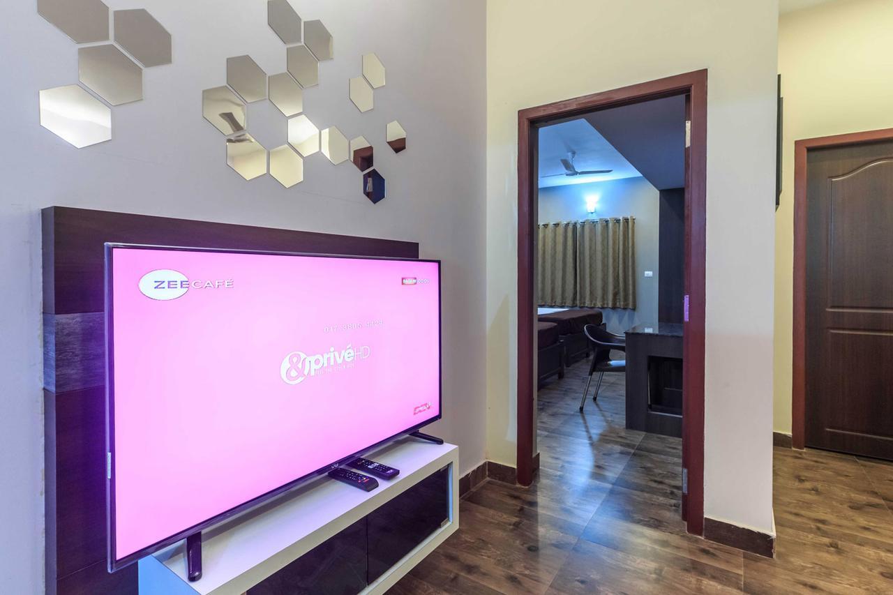 Karkera Comforts Hotel Madikeri Bagian luar foto