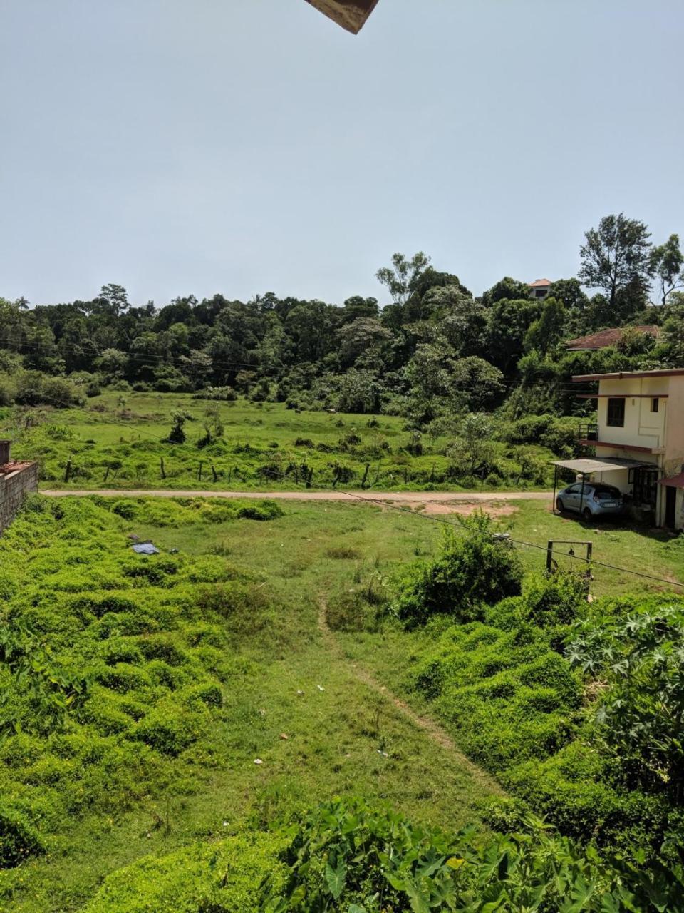 Karkera Comforts Hotel Madikeri Bagian luar foto
